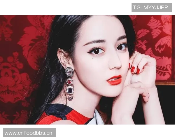 热巴与足球明星的甜蜜邂逅揭秘他们的共同爱好与精彩瞬间